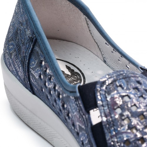 Женские летние туфли Ilse (Ильзе) с перфорацией , Frankenschuhe, синие с цветочным принтом фото 7