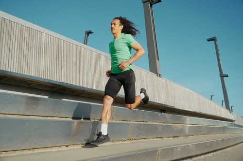 Футболка CEP ультралёгкая с короткими рукавами, мужская фото 4