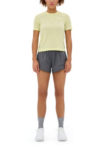 Женская ультралегкая футболка с коротким рукавом CEP для бега фото 6
