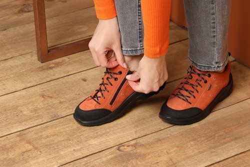 Женские треккинговые кроссовки Suvretta с мембраной, Jomos, оранжевые фото 2