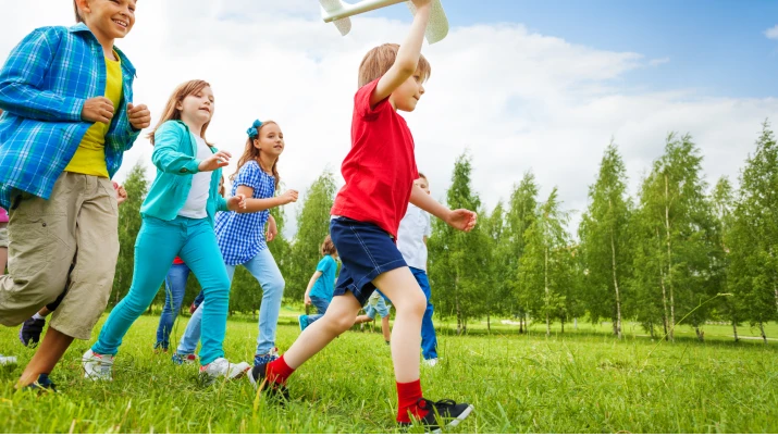 Как исправить косолапость у ребенка с помощью анатомической обуви и стелек