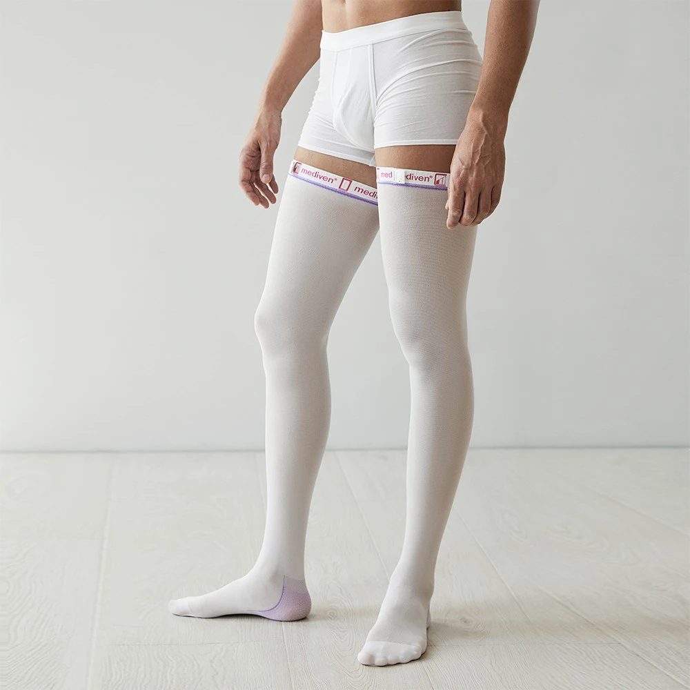 Зрелые женщины в чулках Зрелые женщины в чулках